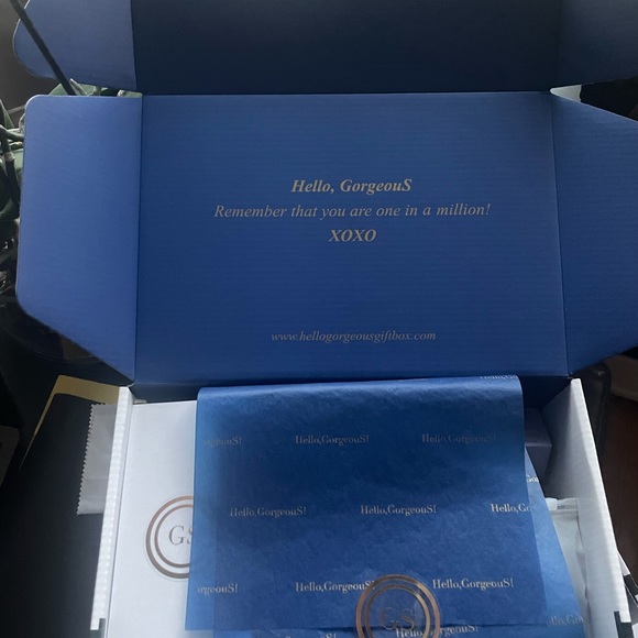 Hello Gorgeous Gift Boxes. Ideal fun and unique gift for holidays or birthdays. - Picture 3 of 4